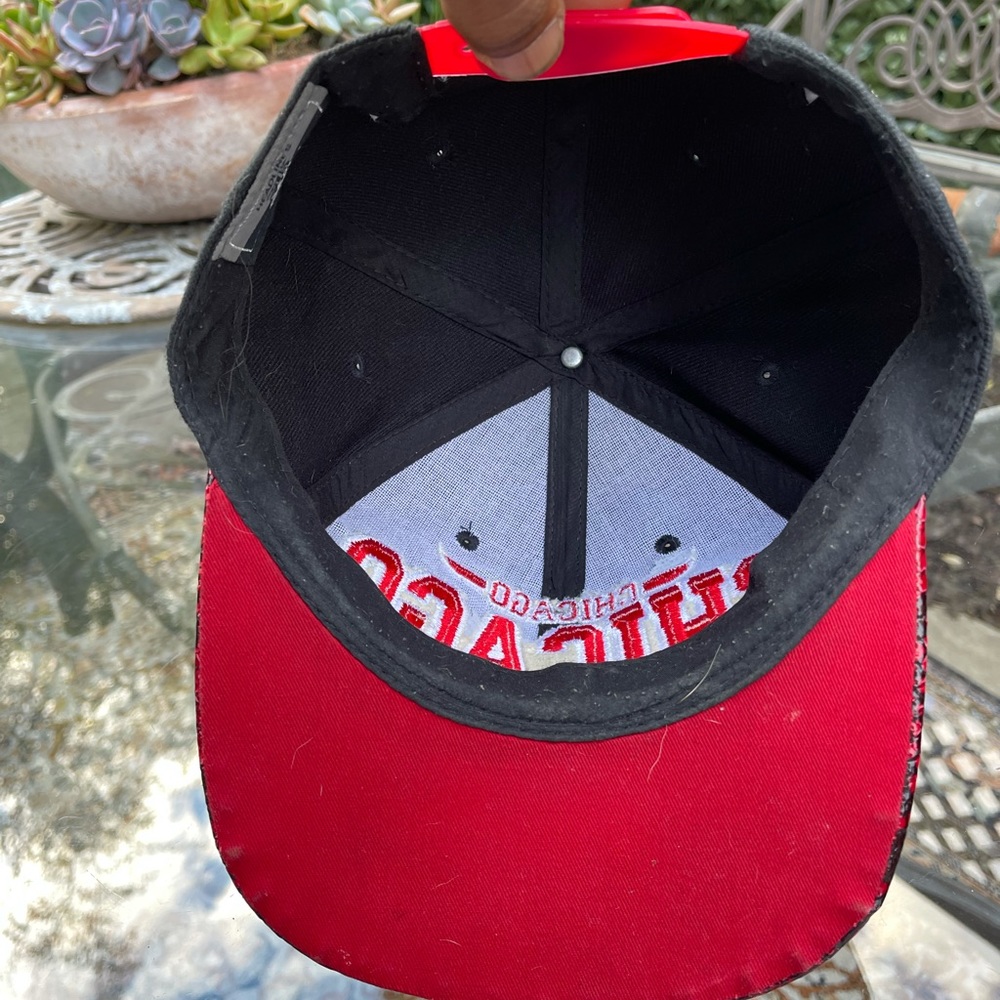 Chicago Bull snap back - Picture 3 of 9